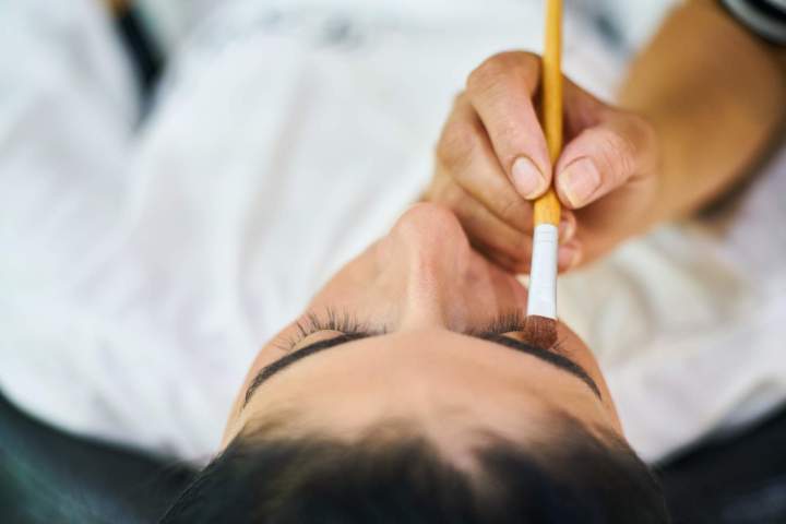 How Is Quinceañera Makeup Different From Regular Makeup?, Miami